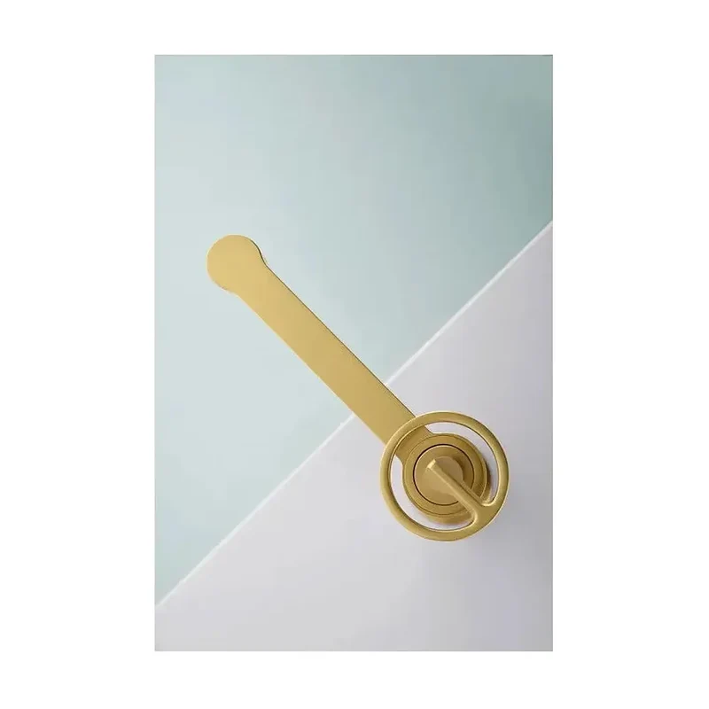 Grifo monomando para lavabo fabricado en latón con acabado oro cepillado Olimpo de Imex