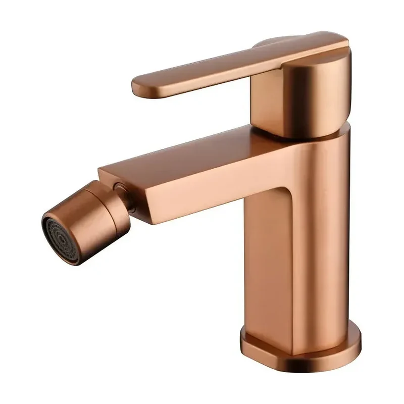 Grifo monomando sobre repisa para bidé hecho de latón con acabado oro rosa cepillado Roma de Imex