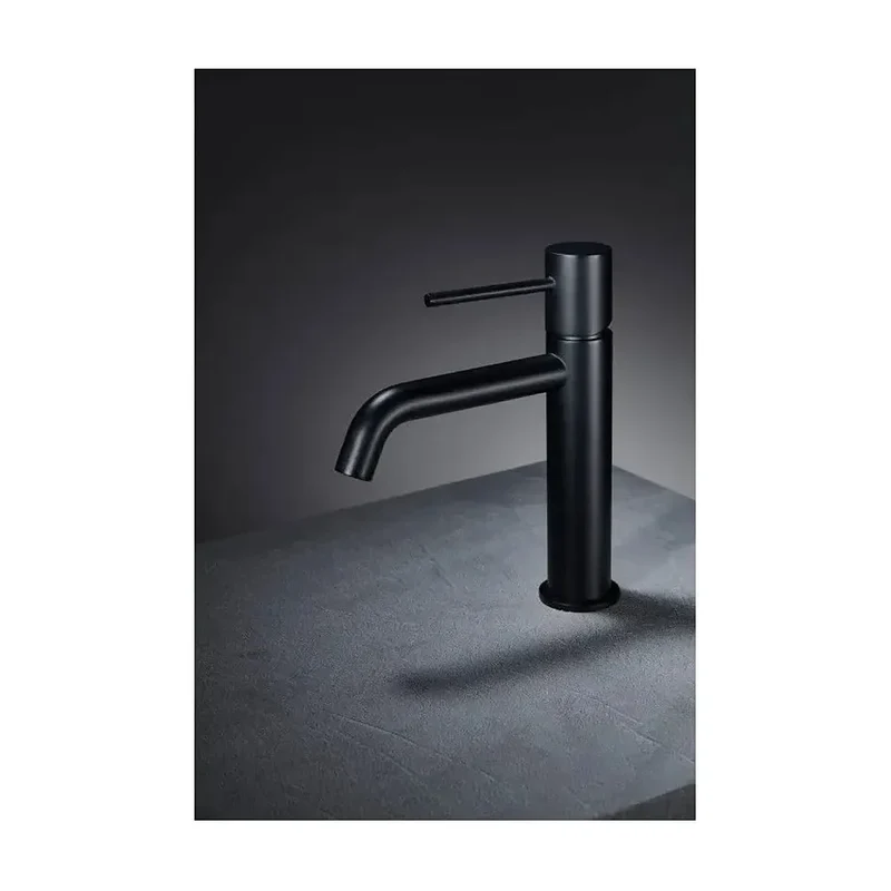 Grifo monomando para lavabo cartucho de 25 mm fabricado en latón con acabado negro mate Monza de Imex