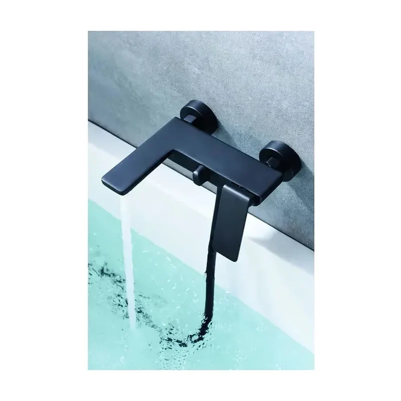 Grifo monomando para bañera o ducha empotrable con un acabado negro mate Fiyi de Imex