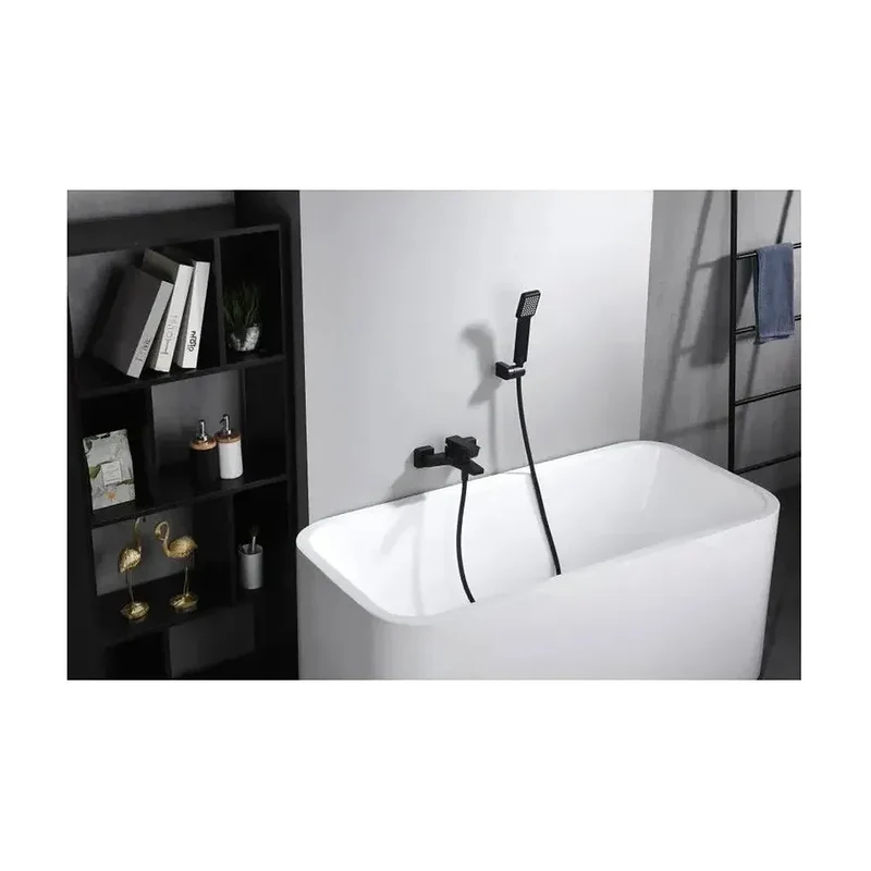 Grifería monomando de bañera y ducha hecha de latón con acabado negro mate Art de Imex