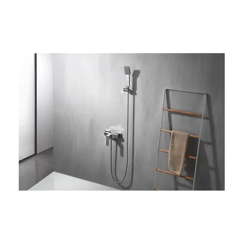 Grifería monomando para ducha con mango y flexo hecha de latón con acabado cromado Art de Imex