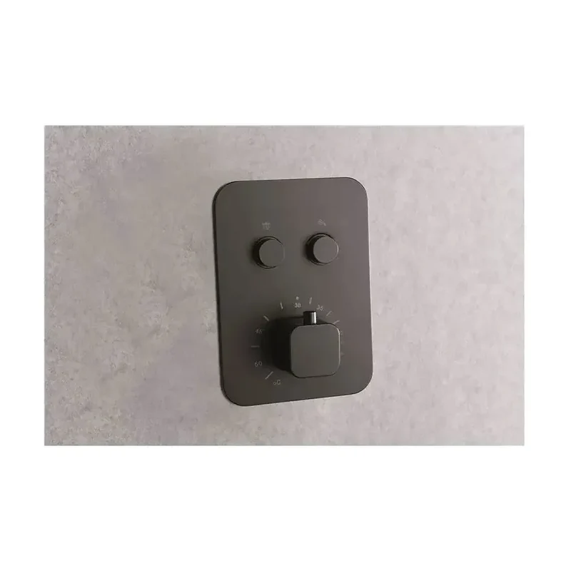 Conjunto termostático para ducha con 3 módulos con un diseño moderno de acabado negro mate Madeira de Imex