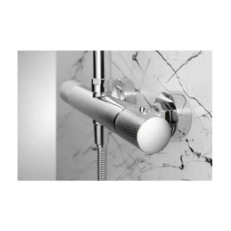 Columna de ducha termostática con una barra extensible hasta los 132 cm Line de Imex