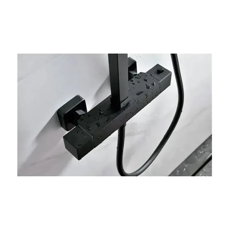 Columna termostática de ducha para pared con un diseño moderno de acabado negro mate Vigo de Imex