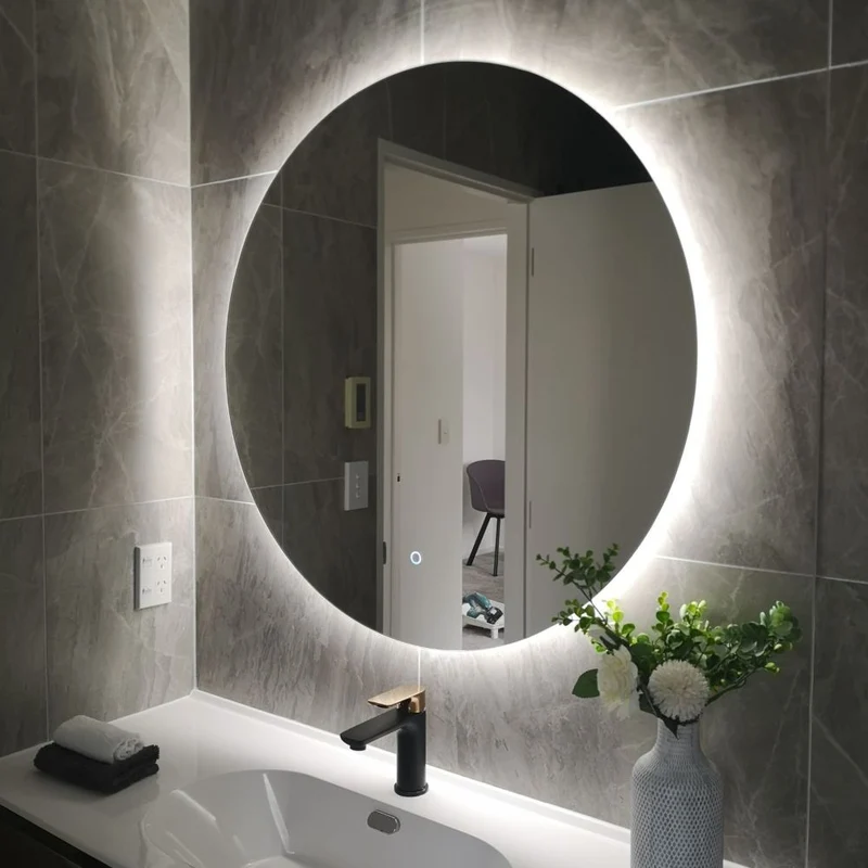 Round LED mirror with rear lighting Ø 700mm