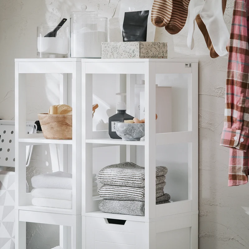SoBuy BZR123-W Mueble Columna de Baño con 1 Cesto para Ropa Sucia y 2 Estantes