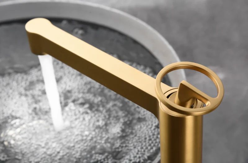 Grifería Lavabo Alto Oro Cepillado Olimpo - Imex | Diseño Elegante