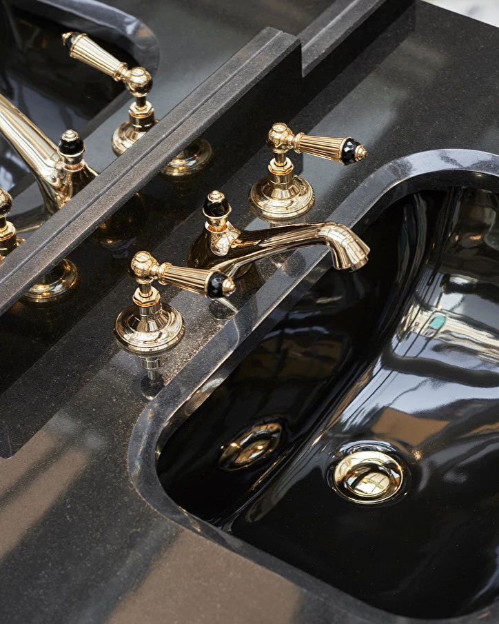 Batería de lavabo Black Diamond