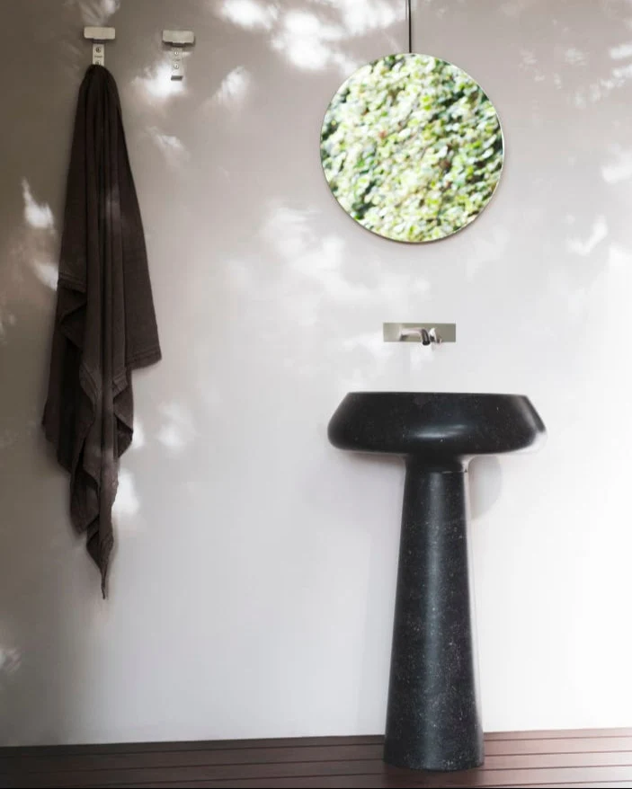 Lavabo tótem Bjhon 2 Cristalplant desagüe a suelo