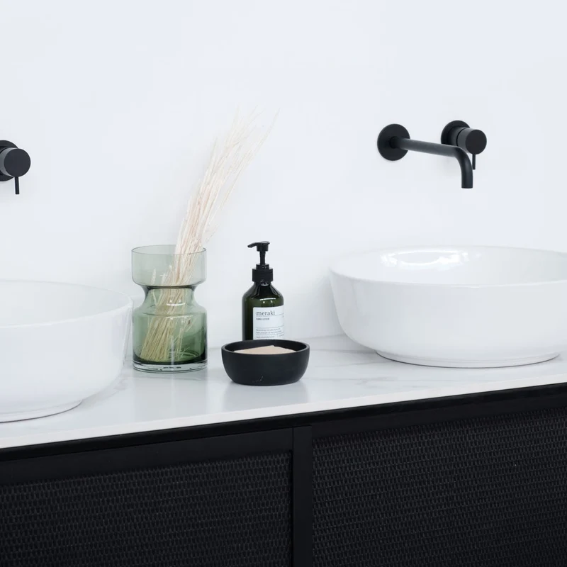 Mueble lavabo Rattan Negro - Nestor - Cerámica Blanca - Alexis II (150 cm)