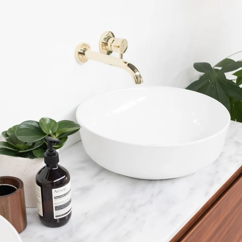 Mueble de baño Mármol Blanco Ann - Mueble Nogal - Lavabo de porcelana Alexis II (150 cm)