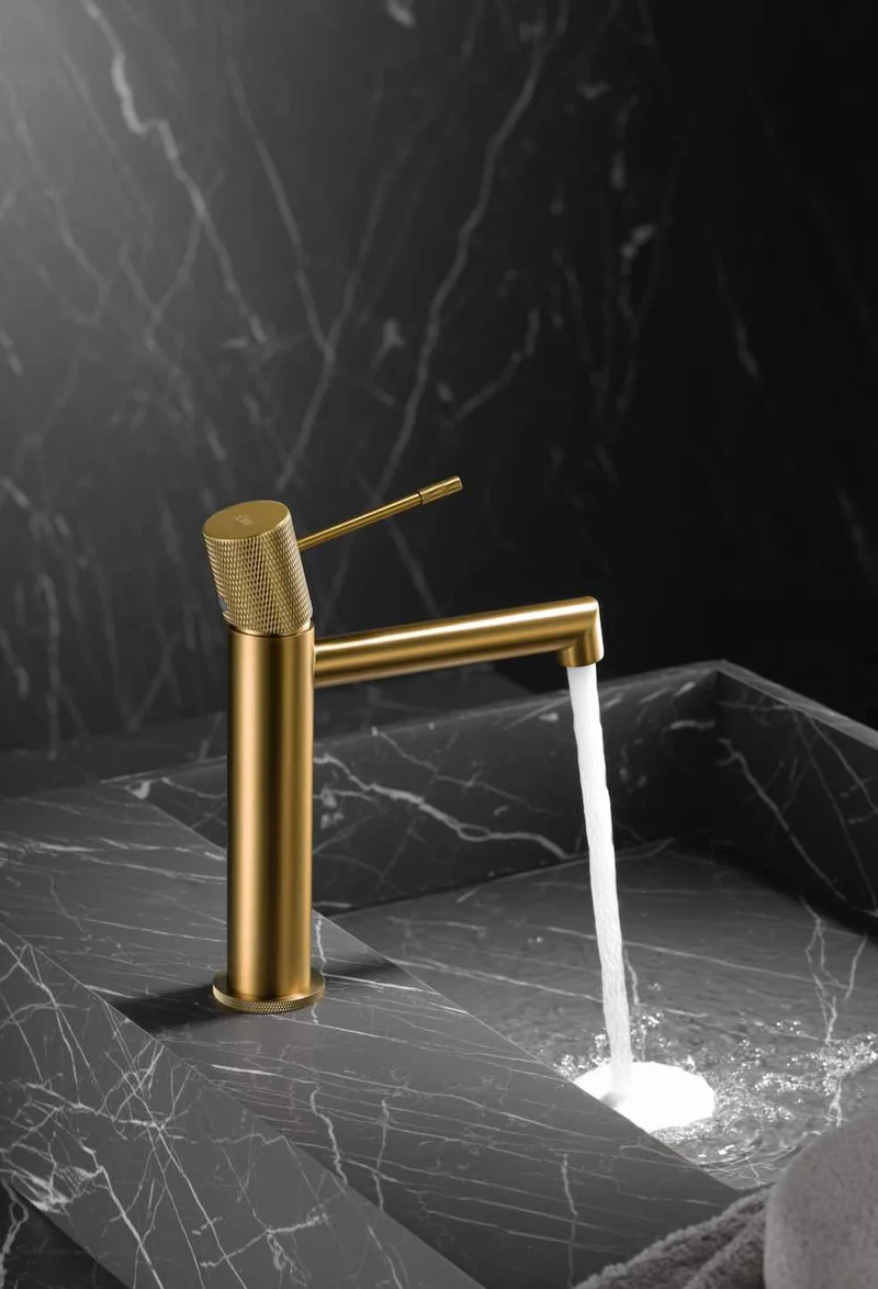 Grifería Monomando Lavabo Line Oro Cepillado - Imex