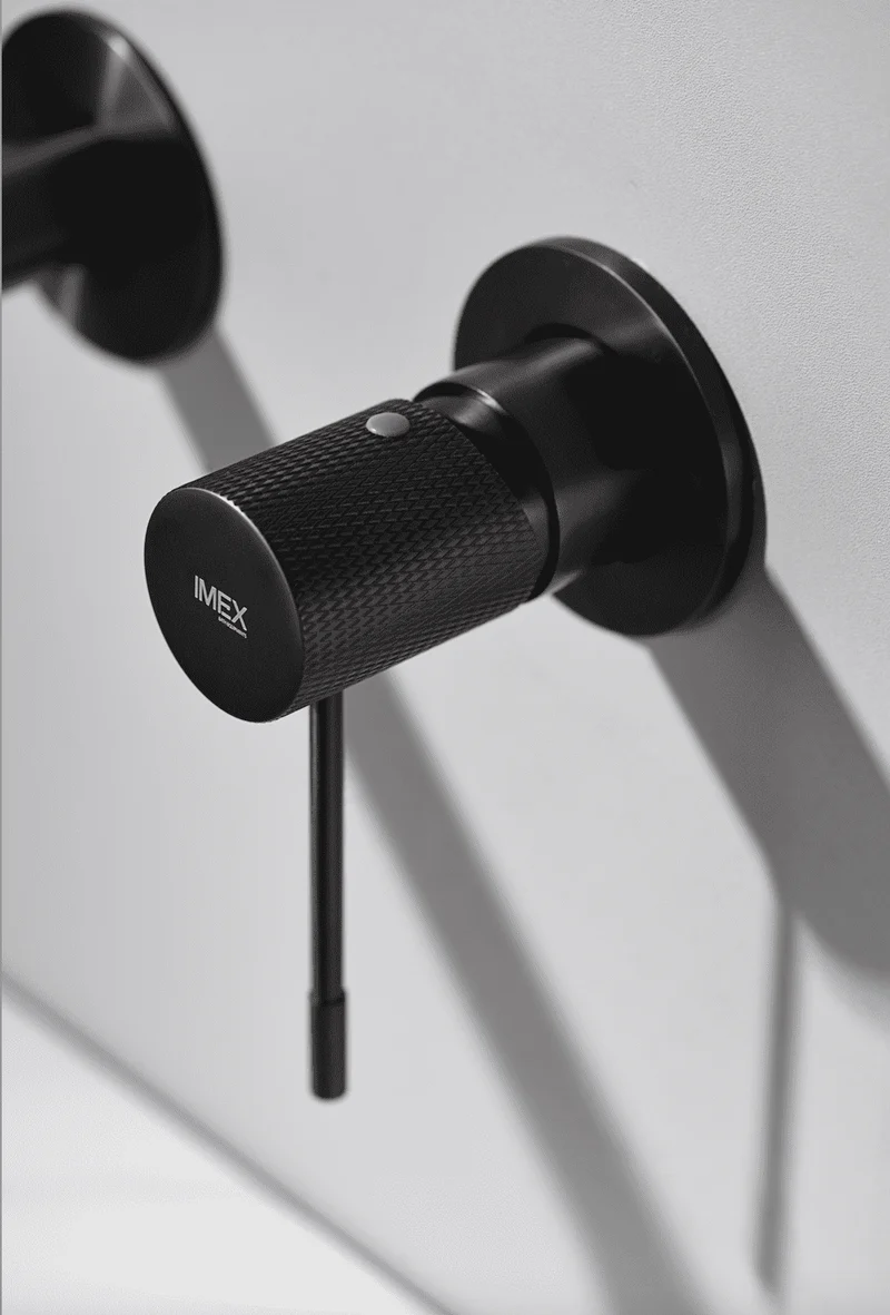Grifería Lavabo Empotrada Line Black Gun Metal - Imex