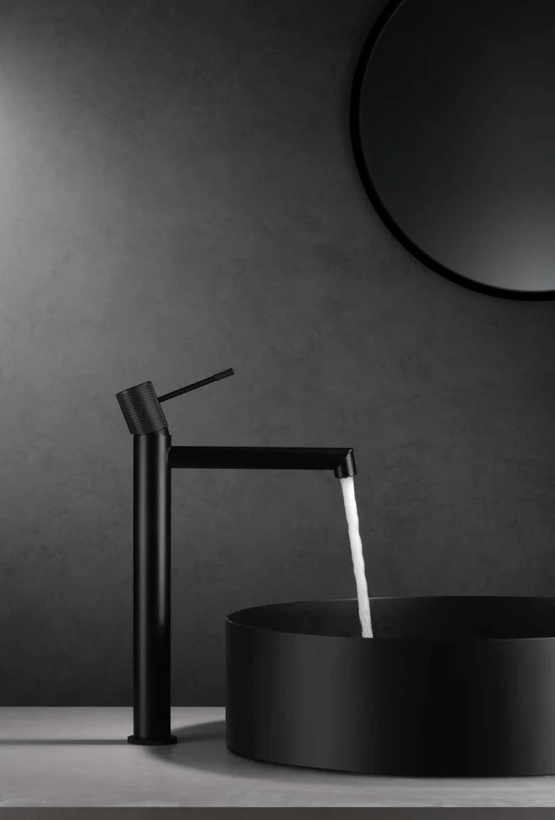 Grifería Monomando Lavabo Alto Line Negro Mate - Imex