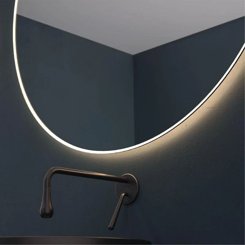 Espejo de baño CALEDONIA. Luz neutra LED integrada en el espejo