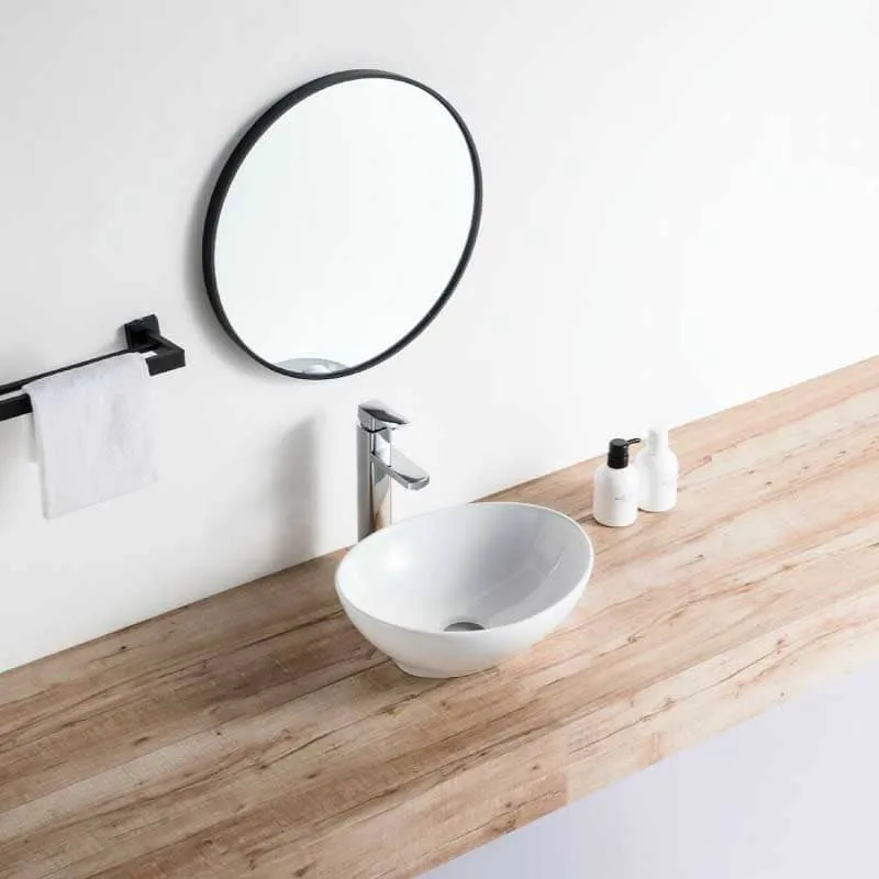 Lavabo blanco brillante sobre encimera cerámico POSADAS 40,5 x 33 cm