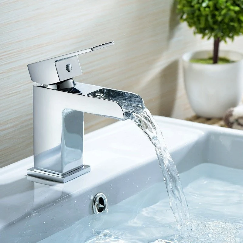 Grifo monomando para lavabo cascada TANO