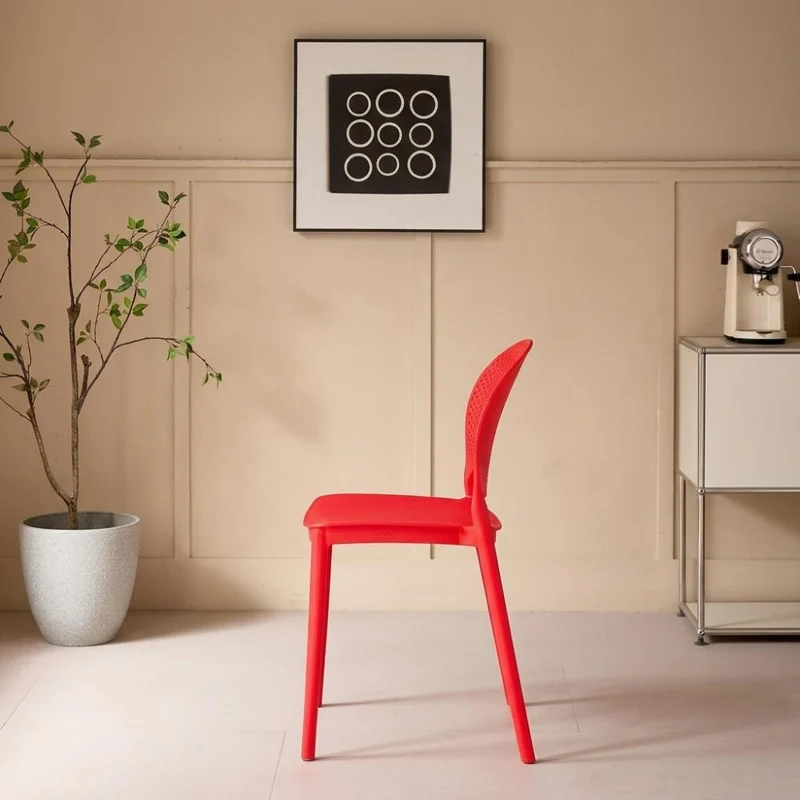 Set de 4 Sillas Florida, Color Rojo, con Espaldar y Diseño Moderno