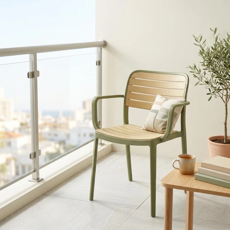 Set de 2 Sillas con Brazos Carolina, Verde Olivo y Beige, y Espaldar de Líneas Horizontales