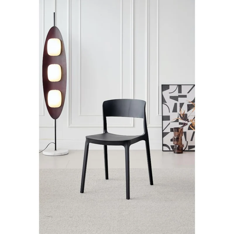Set de 4 Sillas Mónaco , Color Negro, con Espaldar y Diseño Moderno