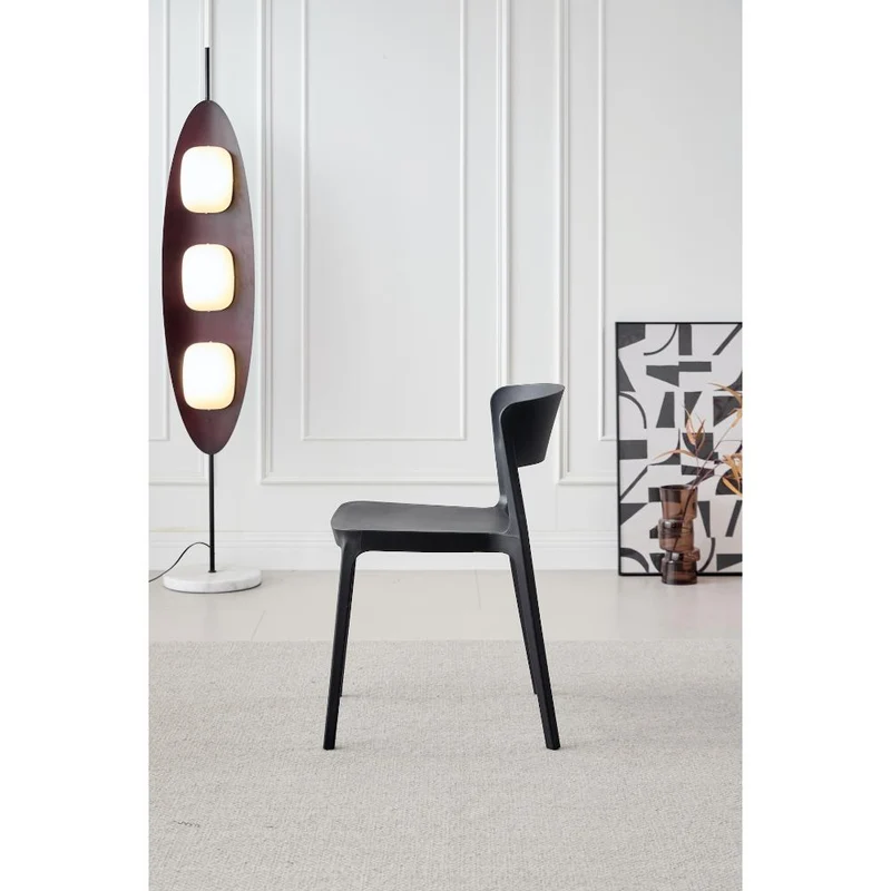 Set de 4 Sillas Mónaco , Color Negro, con Espaldar y Diseño Moderno