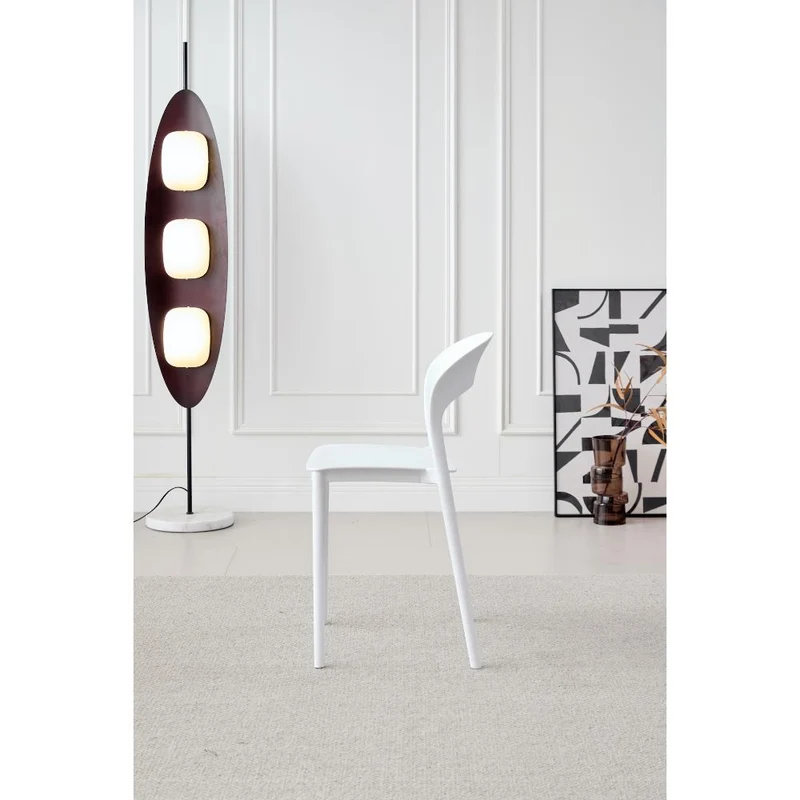 Set de 4 Sillas Patrick, Color Blanco, con Espaldar y Diseño Moderno