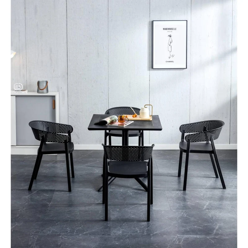 Set de 2 Sillas Manaos, Negro, con Espaldar Minimalista y Diseño Moderno