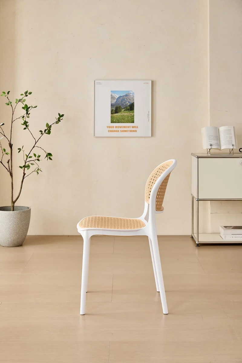 Set de 2 Sillas Nest, Color Blanco y Beige, con Espaldar y Asiento en Rejilla