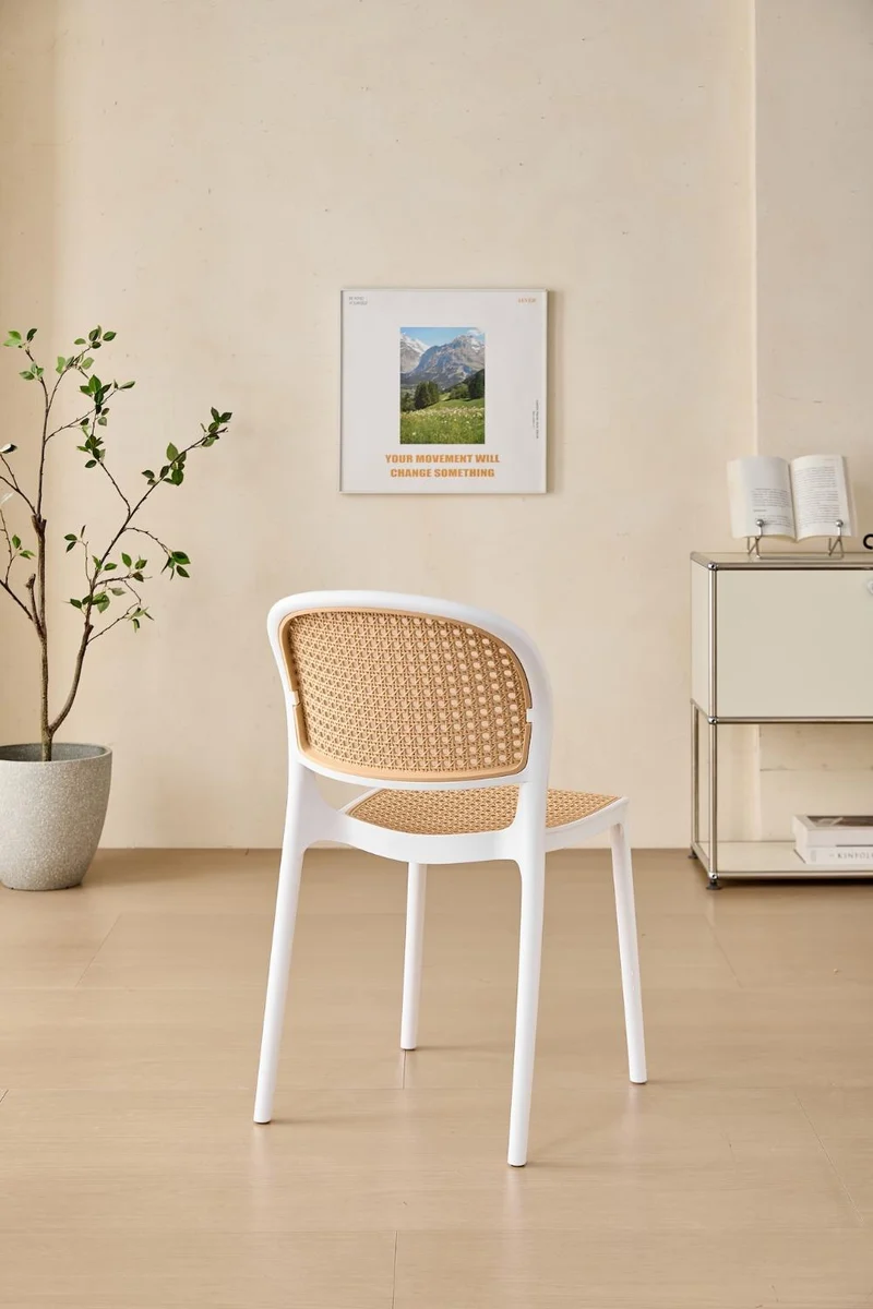 Set de 2 Sillas Nest, Color Blanco y Beige, con Espaldar y Asiento en Rejilla