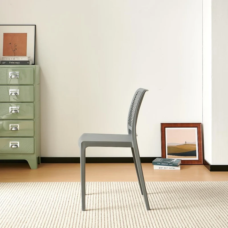 Set de 2 Sillas Manhattan, Gris Oscuro, con Espaldar en Rejilla y Diseño Minimalista