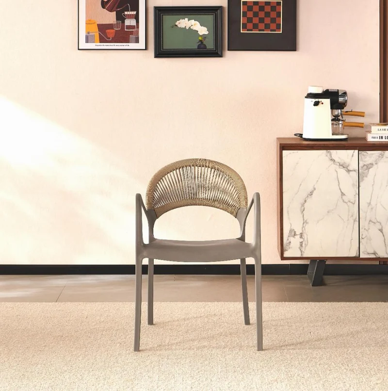 Set de 2 Sillas Daytona, Taupe y Café Claro, con Espaldar, Reposa Brazos y Diseño Minimalista