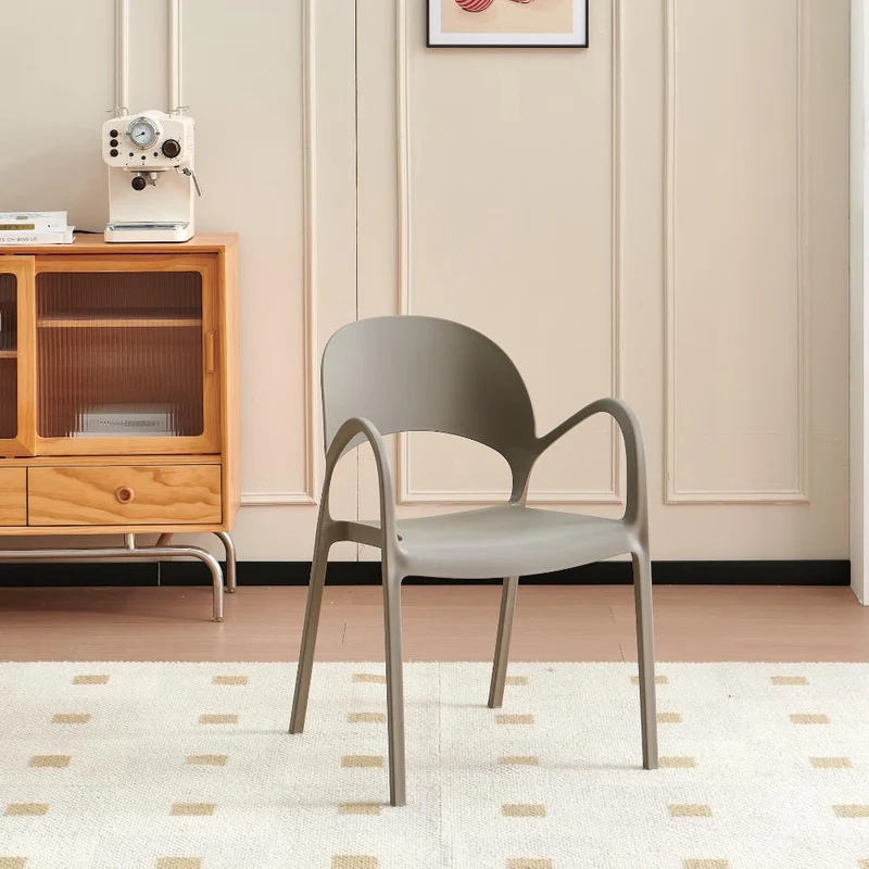 Set de 4 Sillas Bremen, Taupe, con Espaldar, Reposa Brazos y Diseño Minimalista