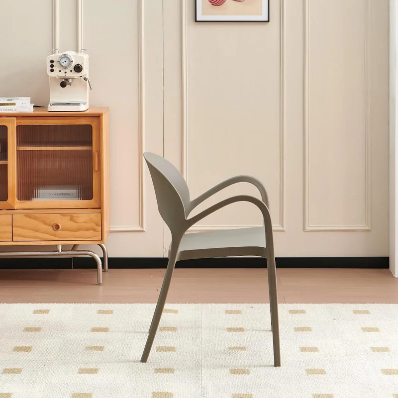 Set de 4 Sillas Bremen, Taupe, con Espaldar, Reposa Brazos y Diseño Minimalista