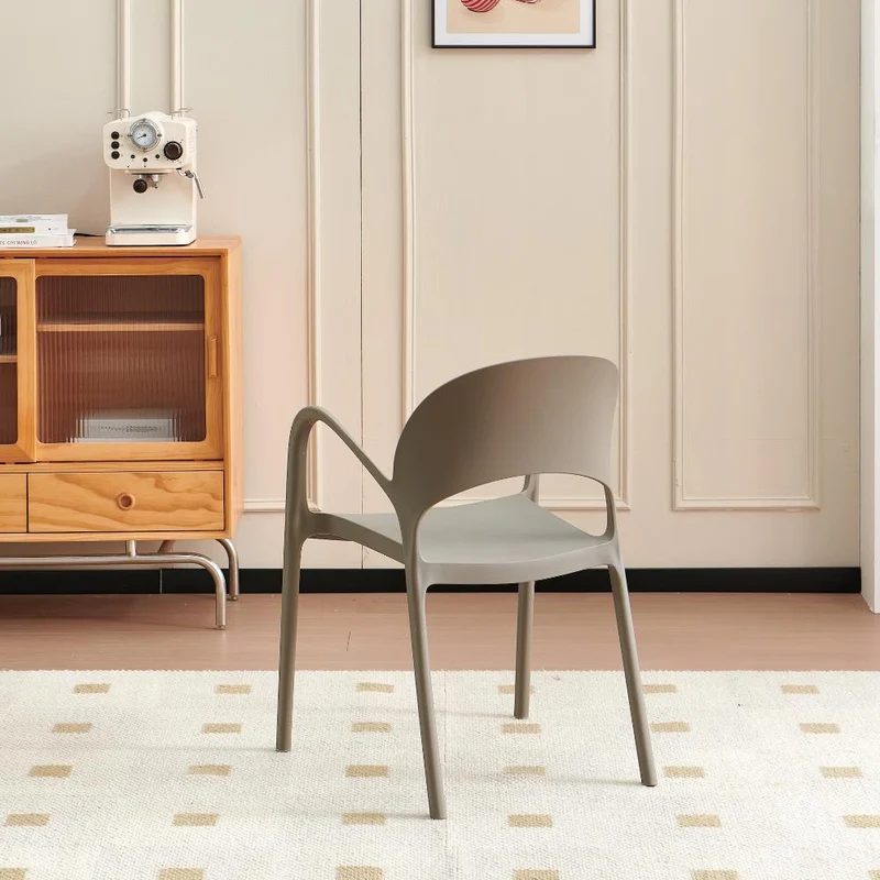 Set de 4 Sillas Bremen, Taupe, con Espaldar, Reposa Brazos y Diseño Minimalista