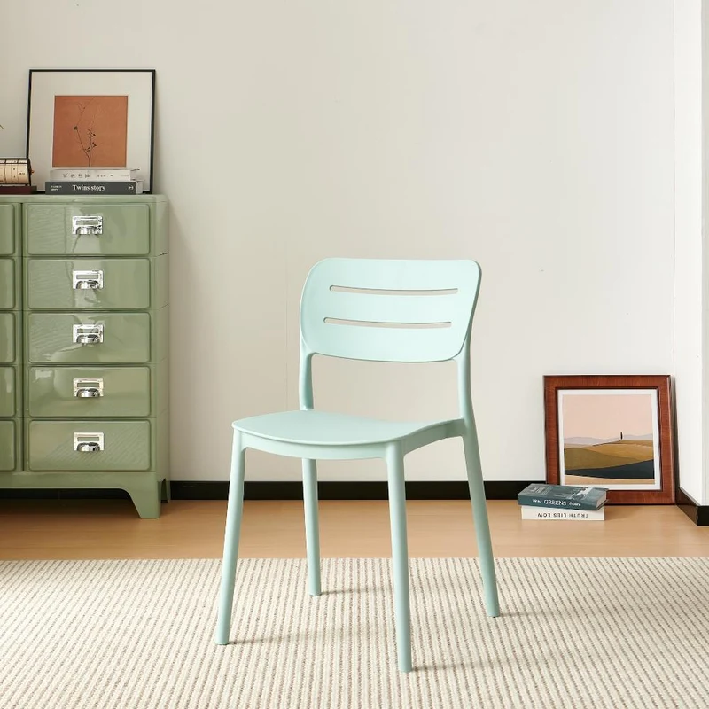 Set de 4 Sillas Harriman, Azul Claro, con Medio Espaldar y Diseño Minimalista
