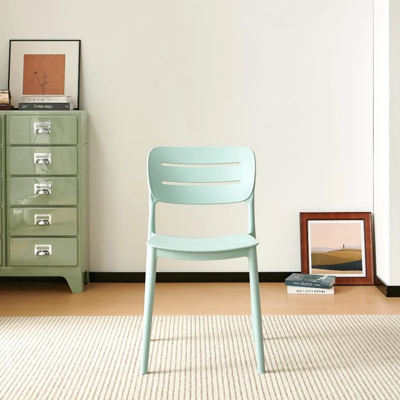 Set de 4 Sillas Harriman, Azul Claro, con Medio Espaldar y Diseño Minimalista