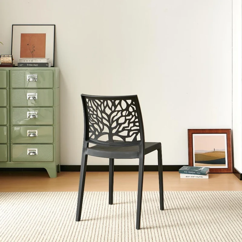 Set de 4 Sillas Harlem, Negro, con Espaldar en Forma de Árbol y Diseño Minimalista