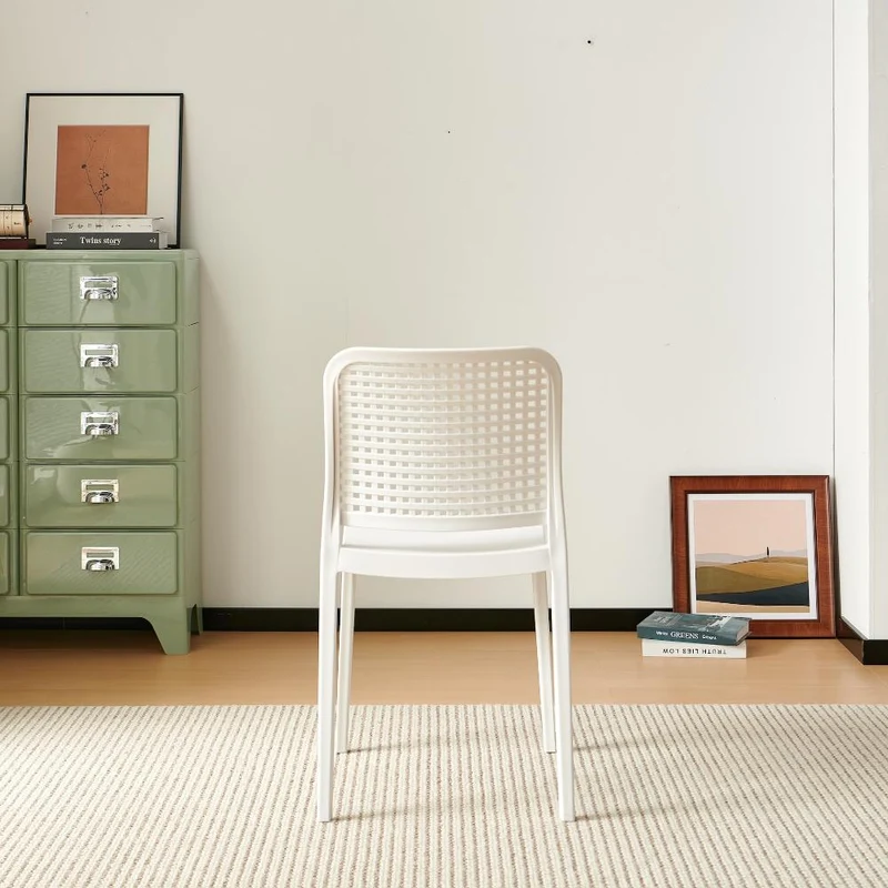 Set de 4 Sillas Bronx , Blanco, con Espaldar en Cuadrados y Diseño Minimalista