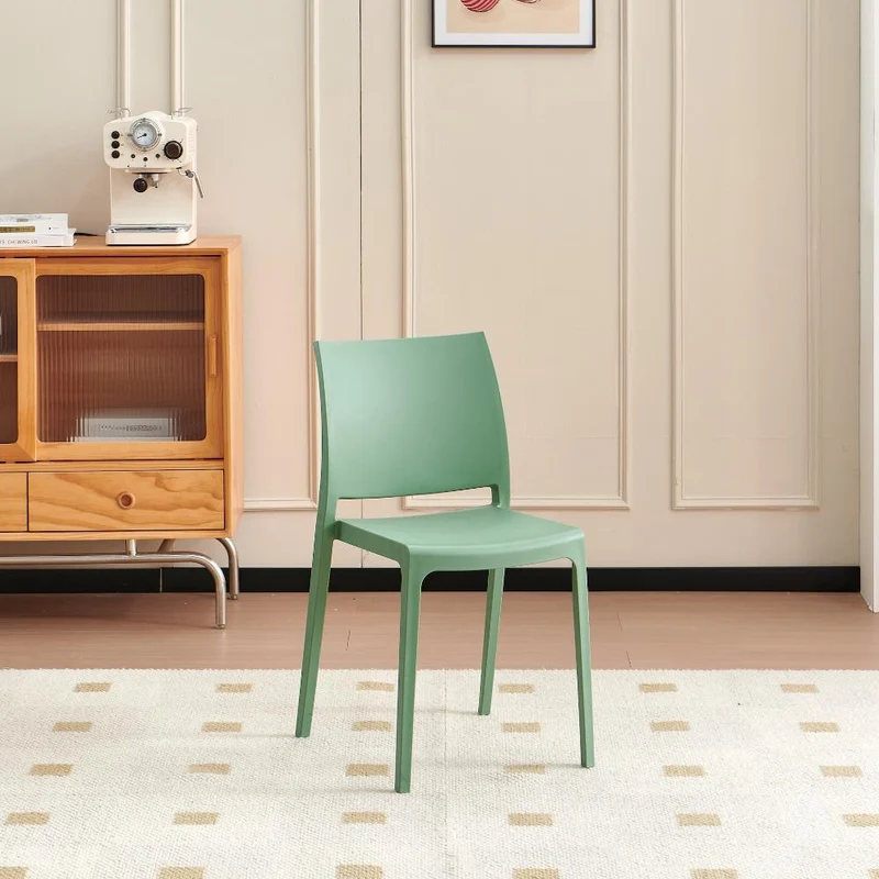 Set de 2 Sillas Soho, Verde, con Espaldar Cerrado y Diseño Minimalista