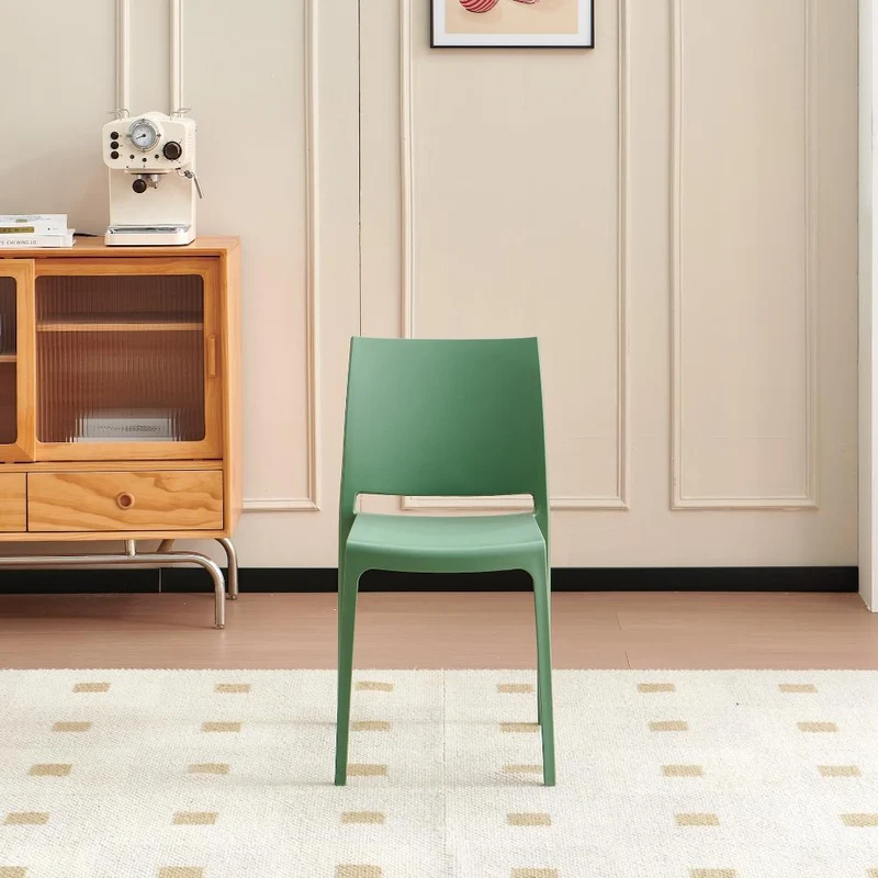 Set de 2 Sillas Soho, Verde, con Espaldar Cerrado y Diseño Minimalista