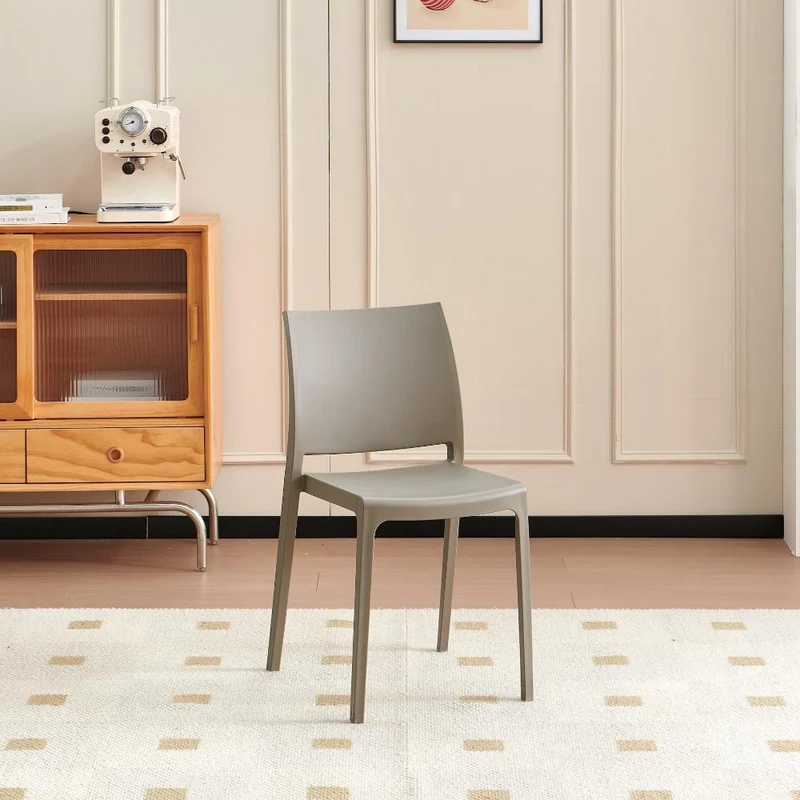 Set de 2 Sillas Soho, Taupe, con Espaldar Cerrado y Diseño Minimalista