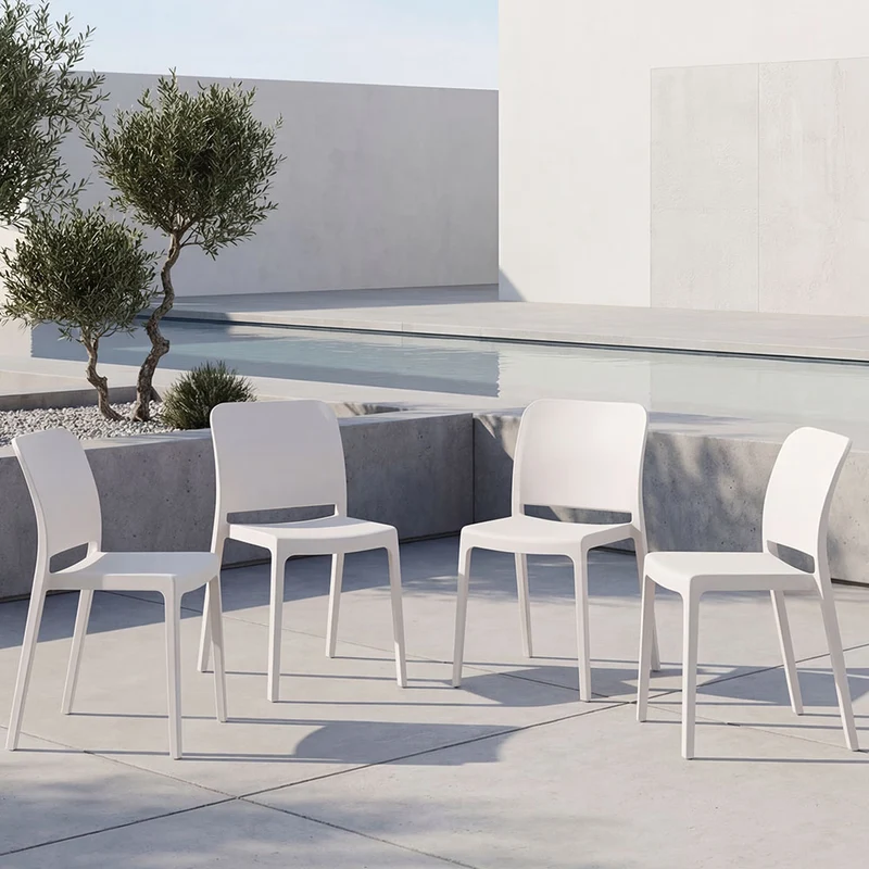 Set de 4 Sillas Triveca, Blanco, con Espaldar Cerrado y Diseño Minimalista
