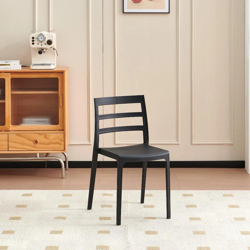 Set de 2 Sillas New York, Negro, con Espaldar en Líneas y Diseño Minimalista