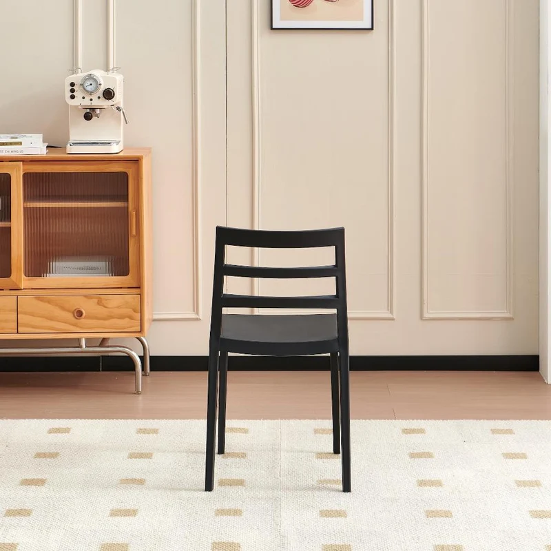 Set de 2 Sillas New York, Negro, con Espaldar en Líneas y Diseño Minimalista