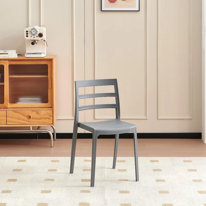 Set de 4 Sillas New York, Gris Oscuro, con Espaldar en Líneas y Diseño Minimalista
