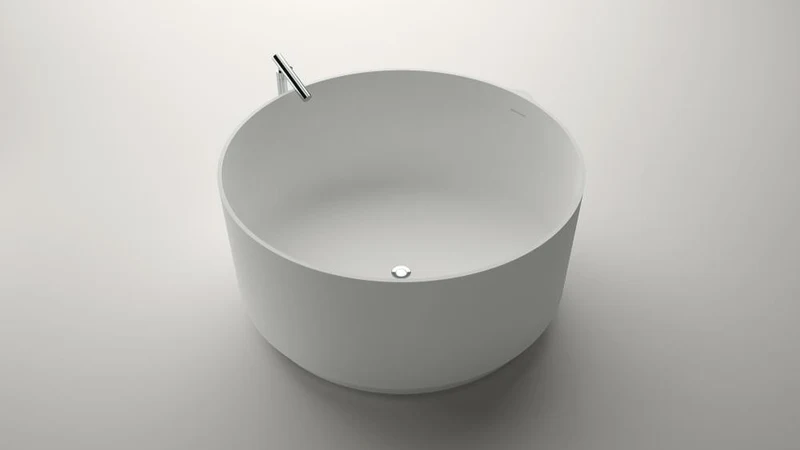 Bañera independiente In-Out Solid Surface