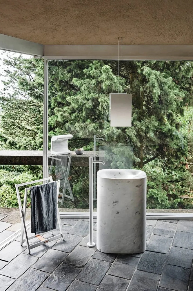 Lavabo totem Nivis