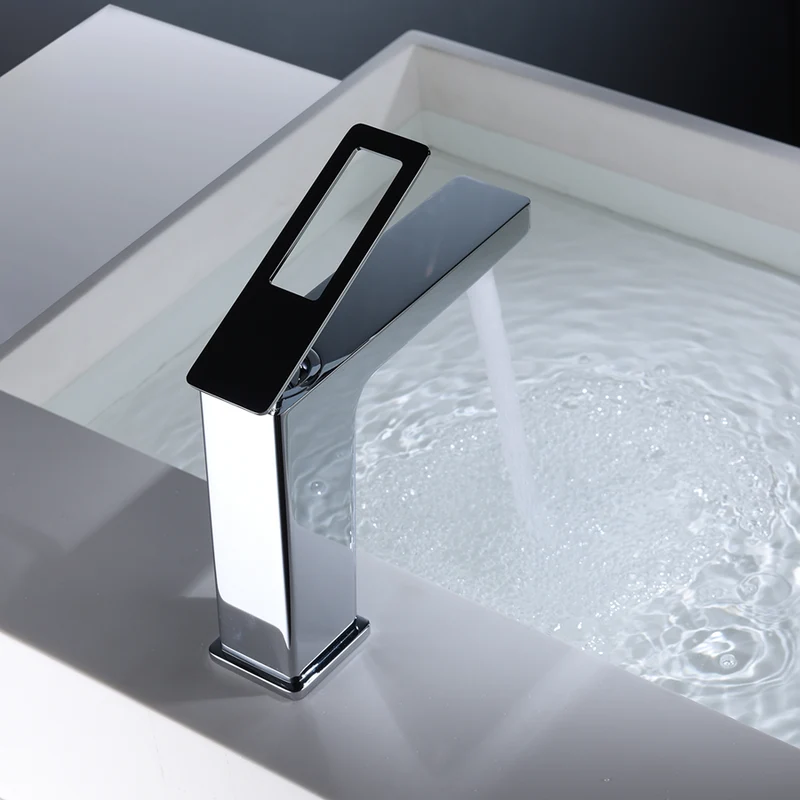 Mitigeur lavabo SUECIA - Chromé