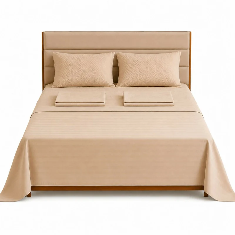 Combo Protector Colchon + Juego De Sábanas King Beige